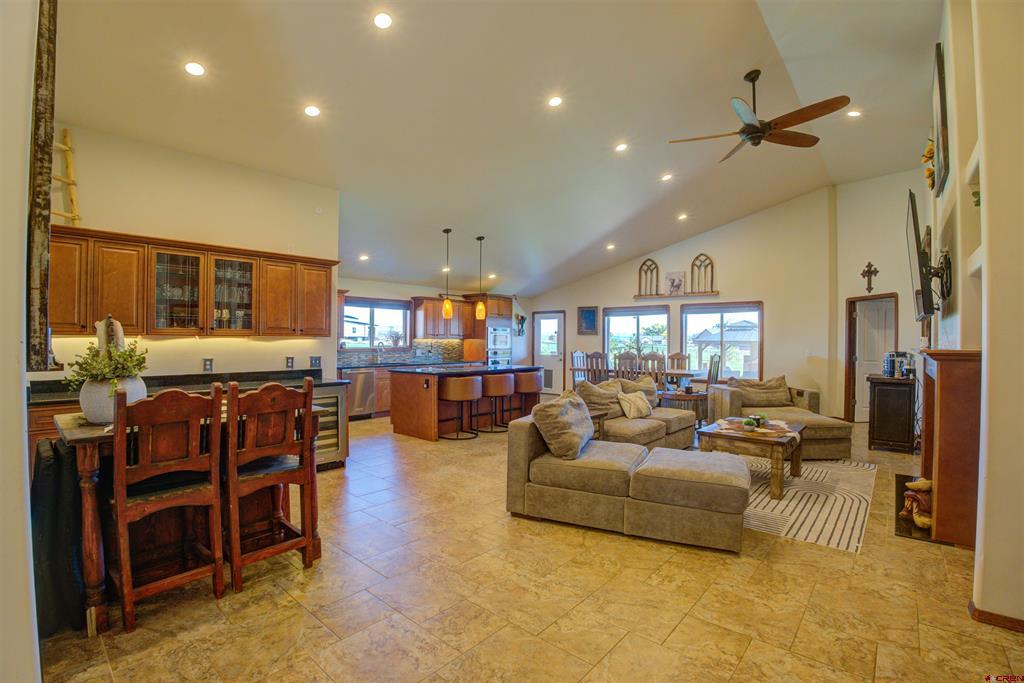 12336 Road 23.25 Loop Property Photo 6