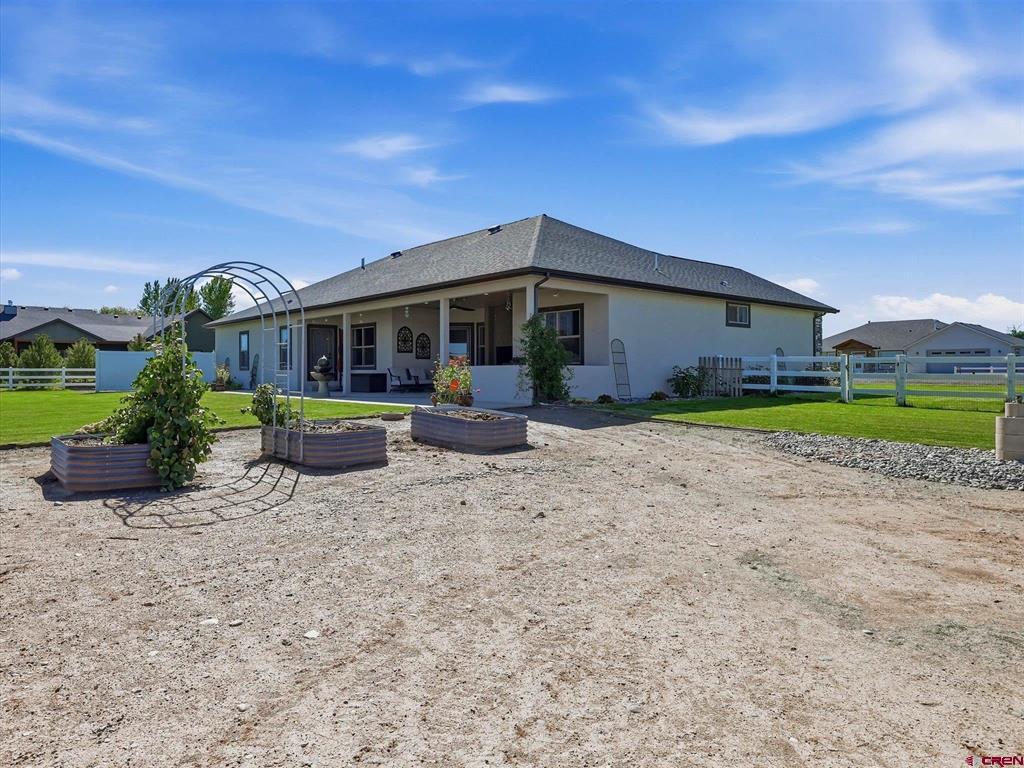 1900 Snaffle Bit Road Property Photo 34