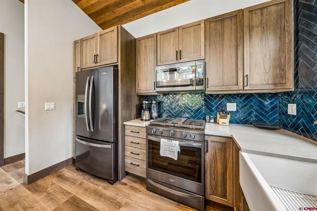 250 Eagle Wing Road Property Photo 16