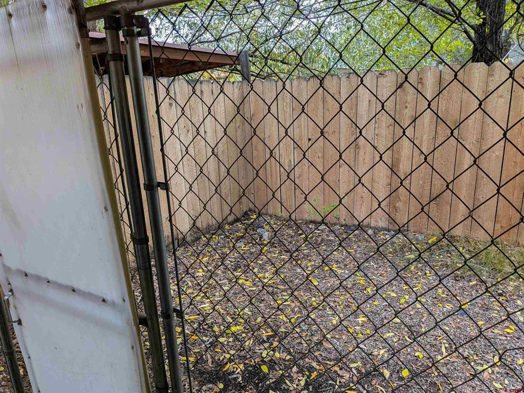 440 Denver Avenue Property Photo 31