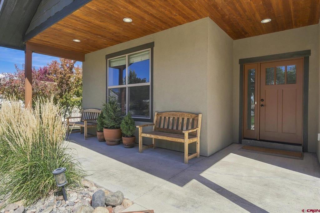 320 Star Crossing Property Photo 3
