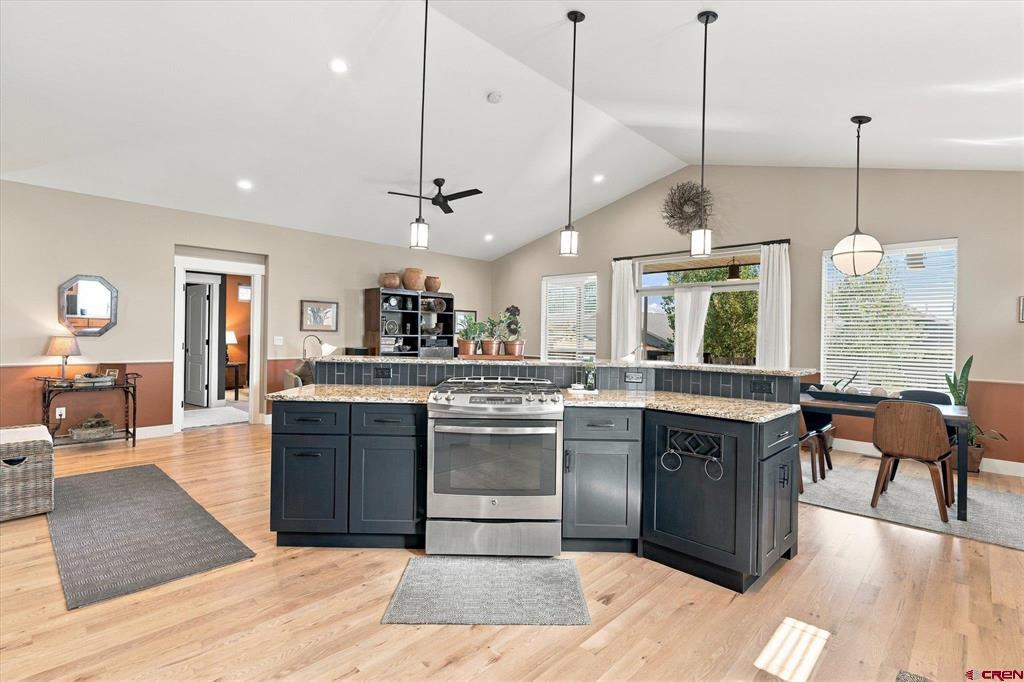 320 Star Crossing Property Photo 16