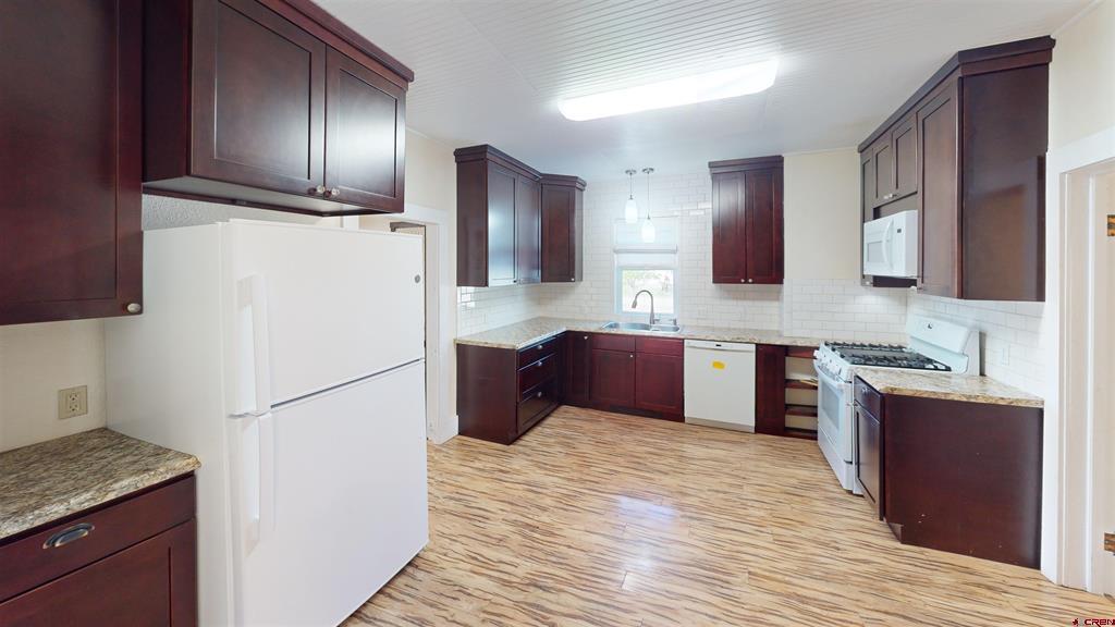 1707 Sickles Street Property Photo 7