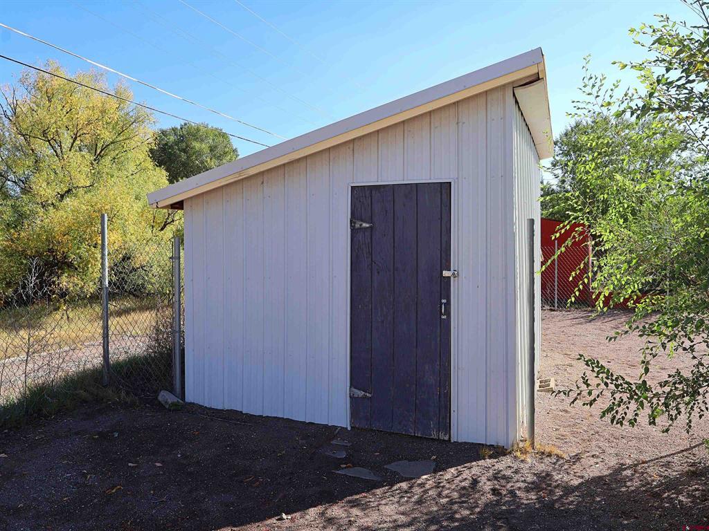 1707 Sickles Street Property Photo 30