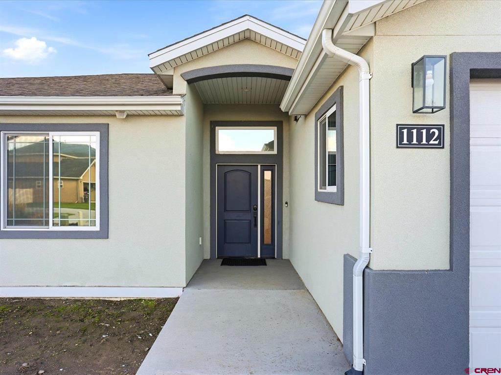 1112 Riverbend Court Property Photo 7
