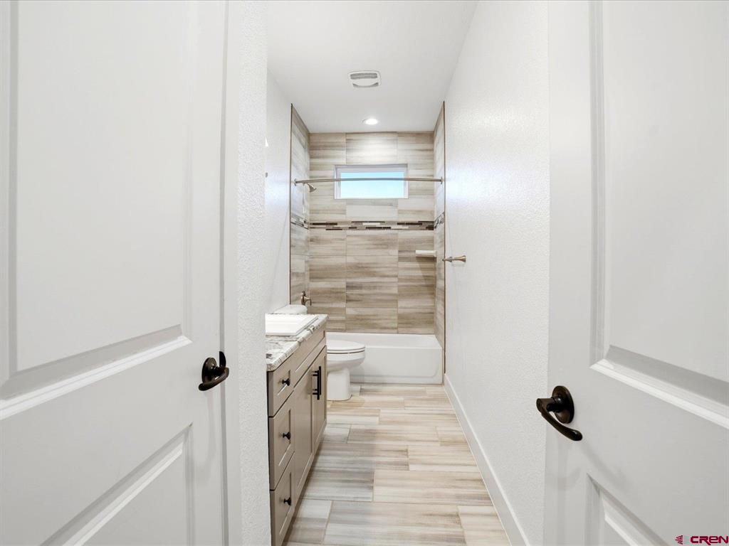 1112 Riverbend Court Property Photo 22