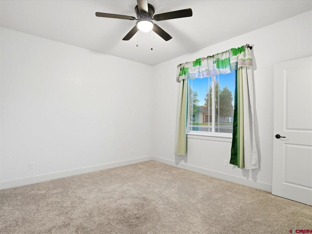 1112 Riverbend Court Property Photo 24