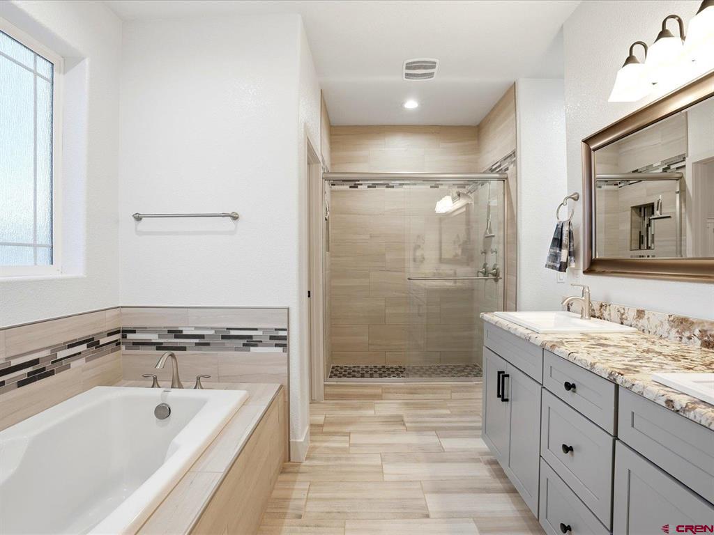 1112 Riverbend Court Property Photo 28