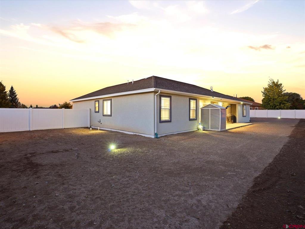 1112 Riverbend Court Property Photo 37