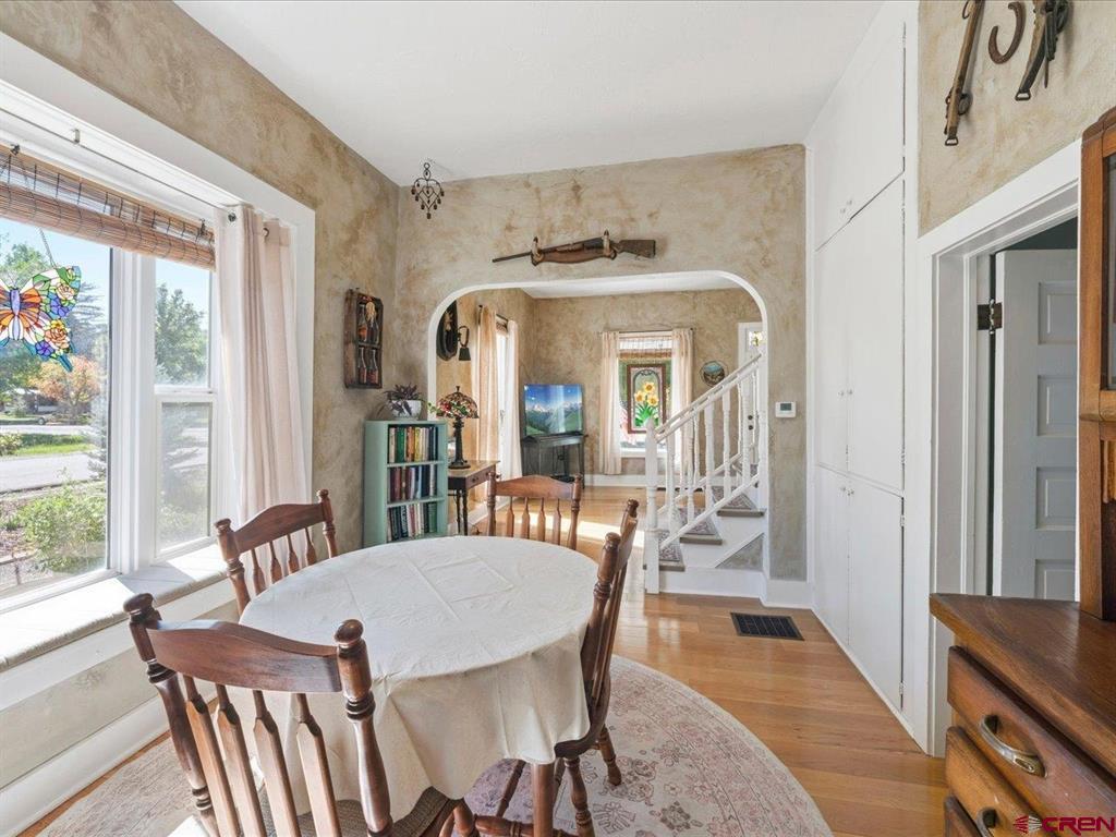 560 Howard Street Property Photo 14