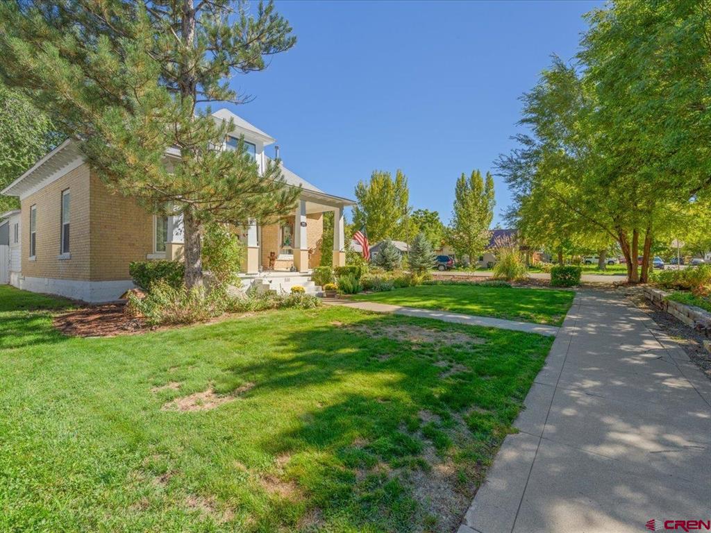 560 Howard Street Property Photo 33