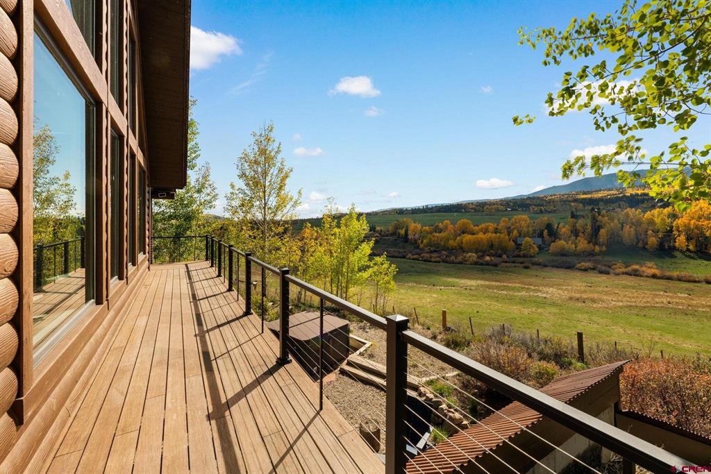 215 Zuni Trail Property Photo 12