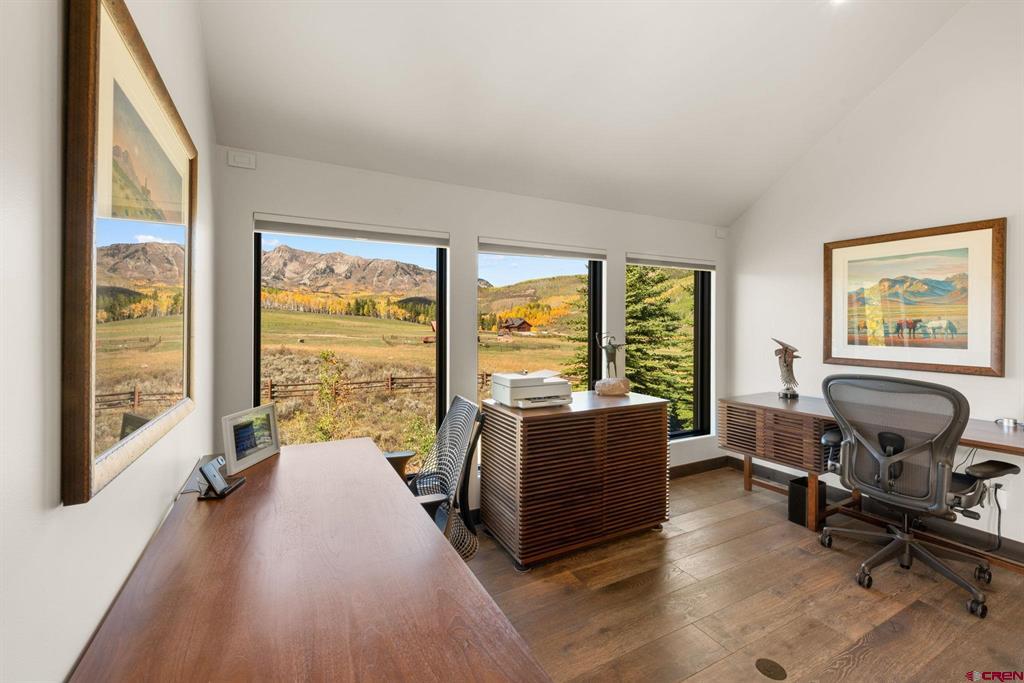 215 Zuni Trail Property Photo 25