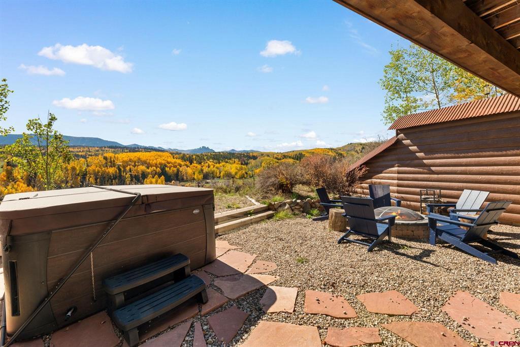 215 Zuni Trail Property Photo 37