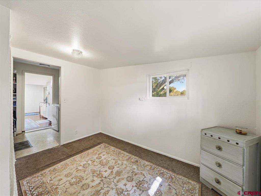 718 S Church Avenue Property Photo 11