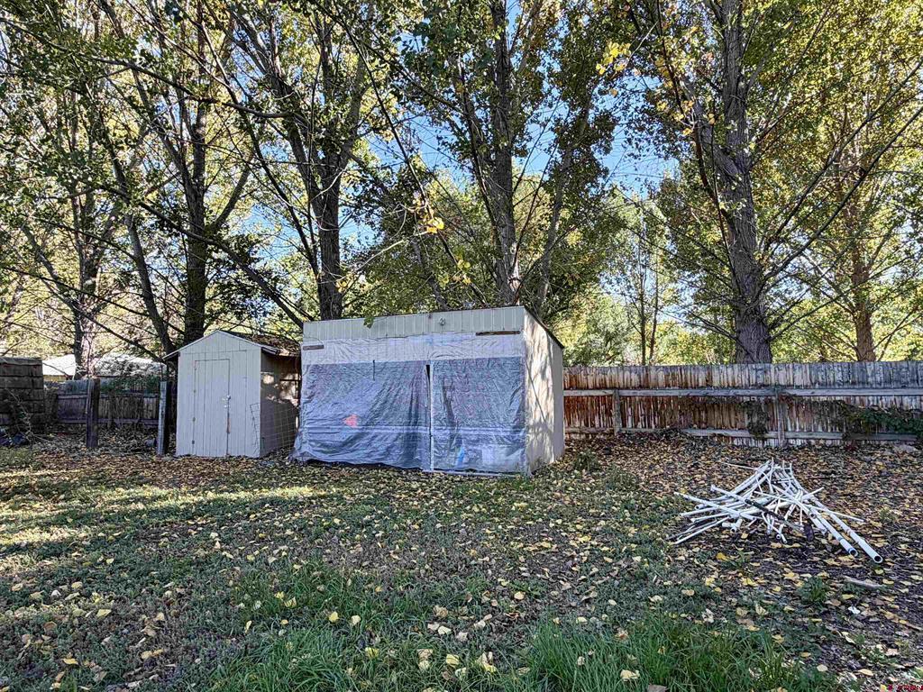 718 S Church Avenue Property Photo 31
