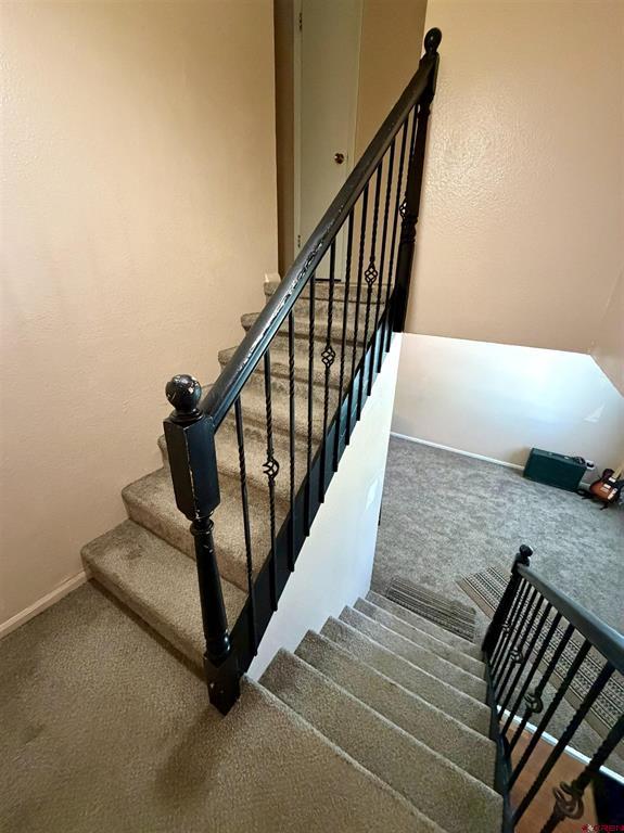 740 N Cascade Avenue Property Photo 8