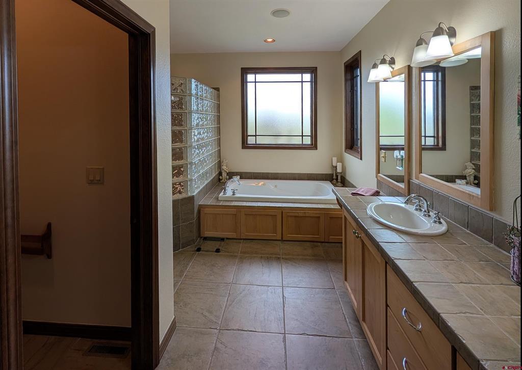 434 Cobble Creek Drive Property Photo 22