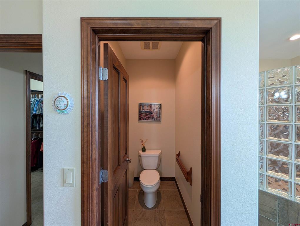 434 Cobble Creek Drive Property Photo 23
