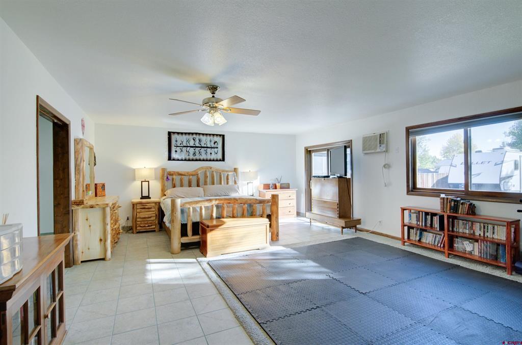 728 Weber Drive Property Photo 4