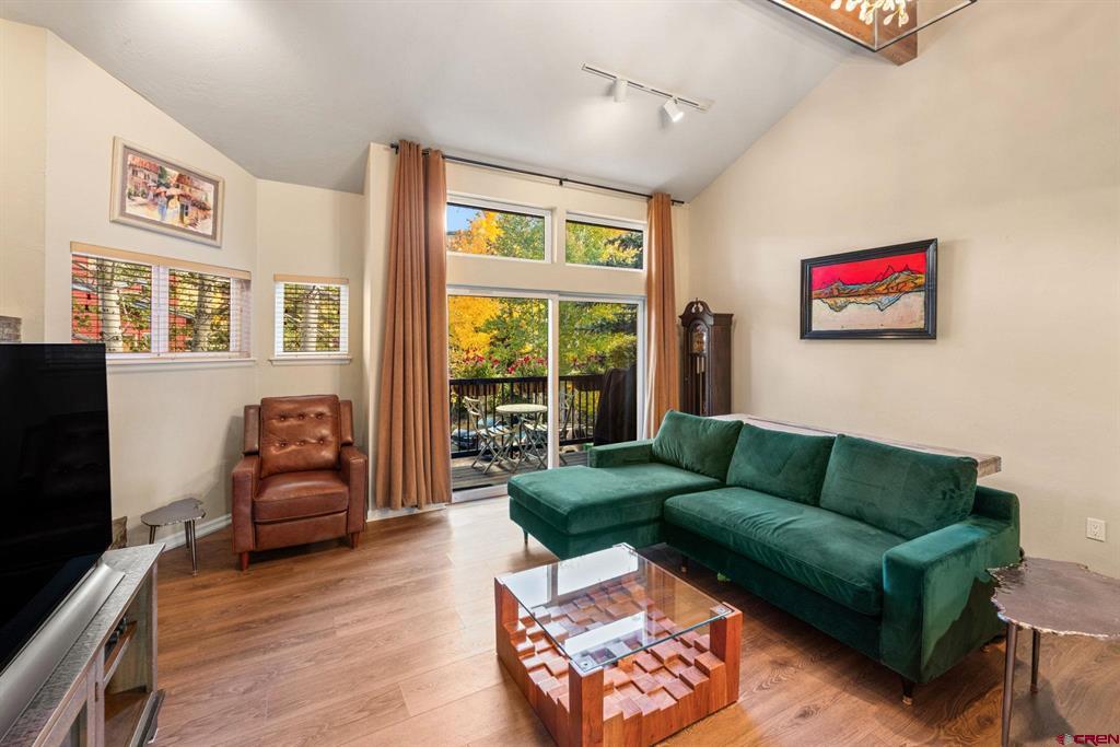 17 Castle Road Property Photo 6