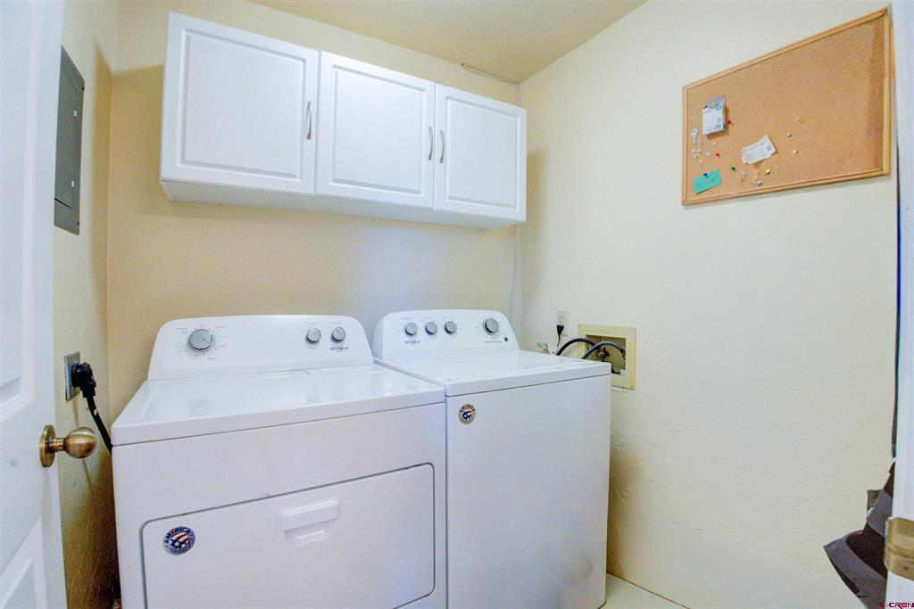 520 W 6th Street Property Photo 9
