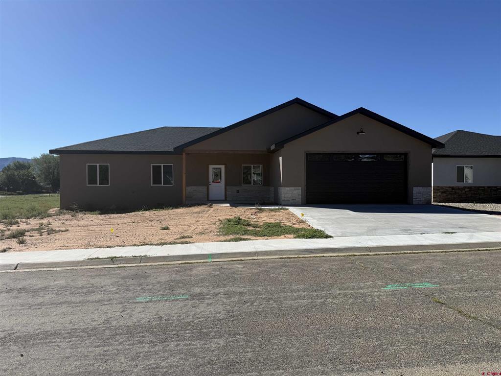 1617 Rivera Street Property Photo 2
