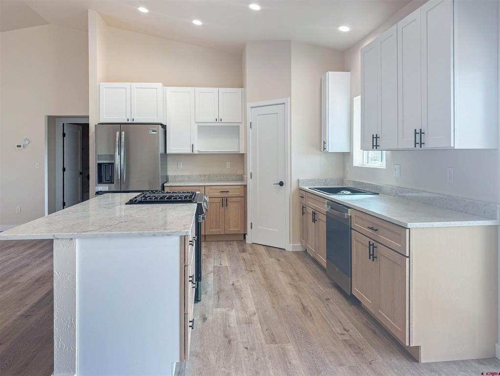 1617 Rivera Street Property Photo 5
