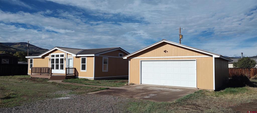 95 Ouray Road Property Photo 2