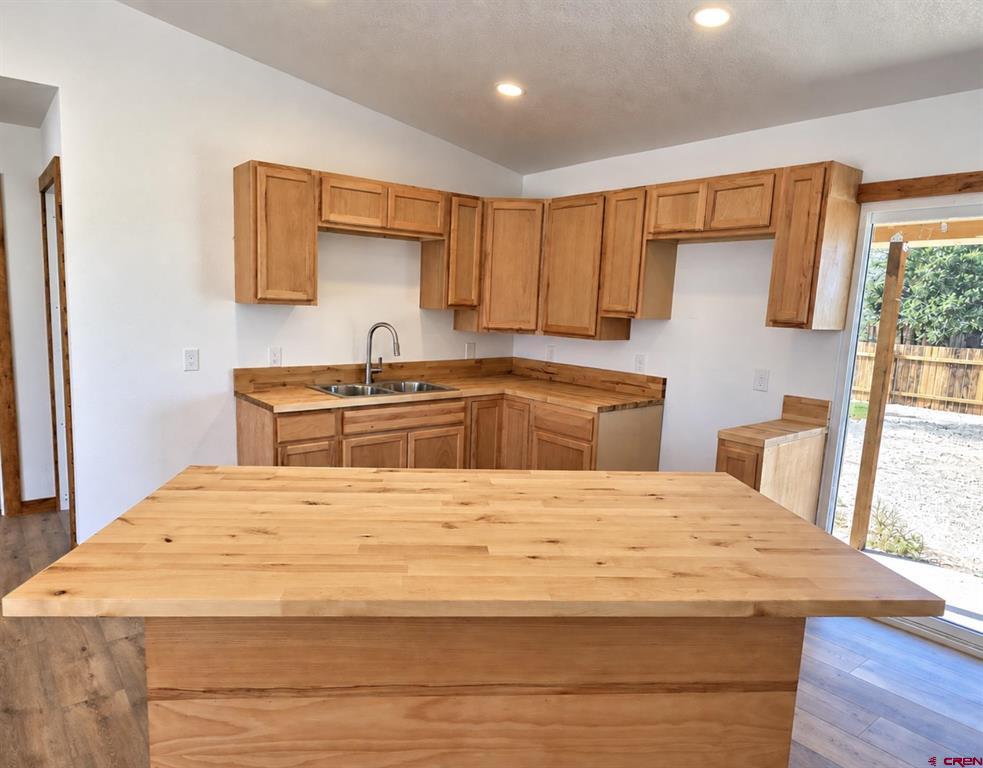 901 9th Street Property Photo 4