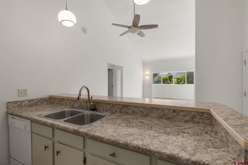 1135 Florida Road Property Photo 4
