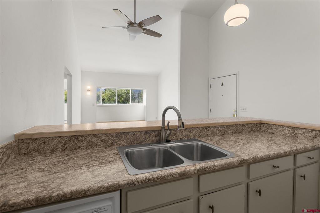 1135 Florida Road Property Photo 5