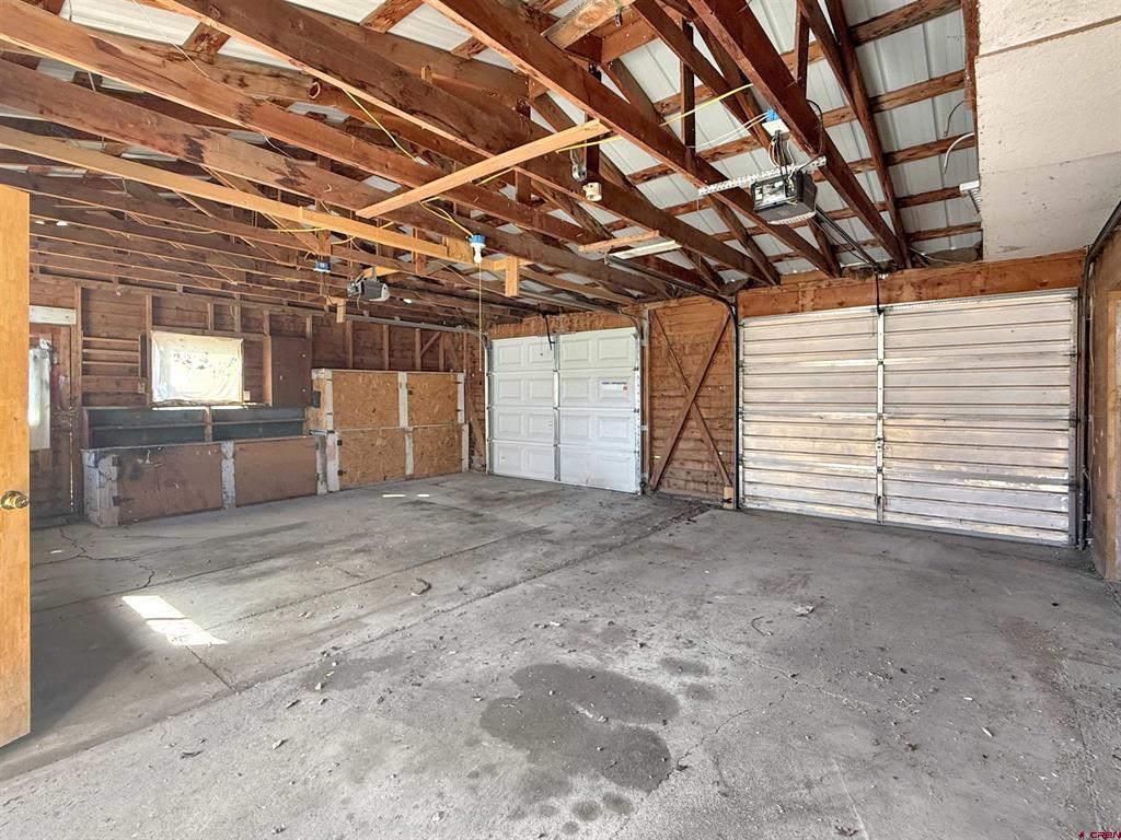 917 Grand Street Property Photo 13