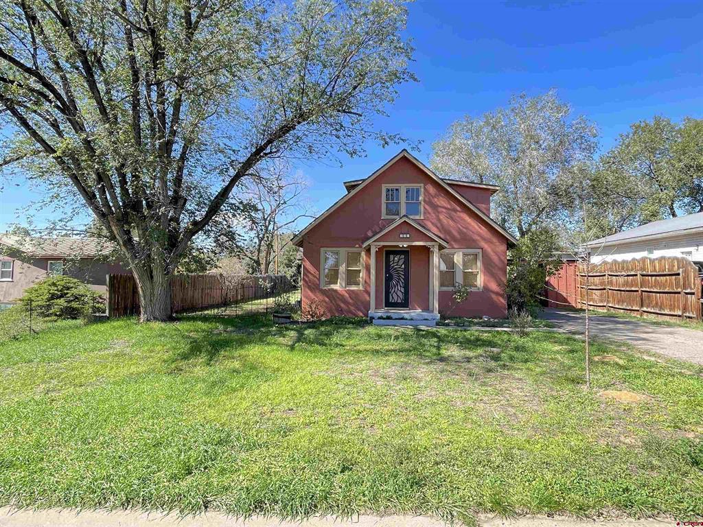 429 S. Linden Street Property Photo 1