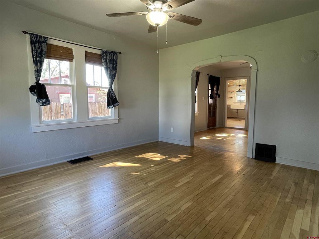 429 S. Linden Street Property Photo 3