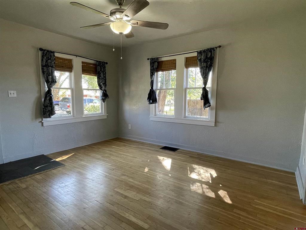 429 S. Linden Street Property Photo 5