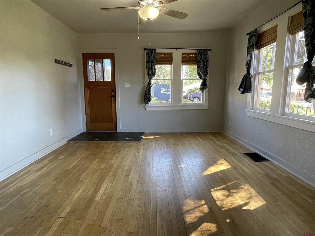 429 S. Linden Street Property Photo 6