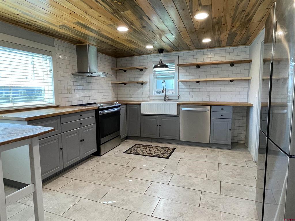 429 S. Linden Street Property Photo 11
