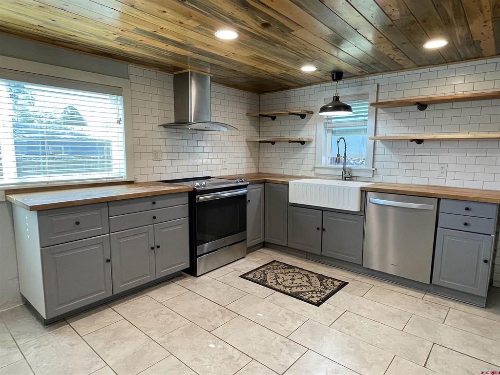 429 S. Linden Street Property Photo 12