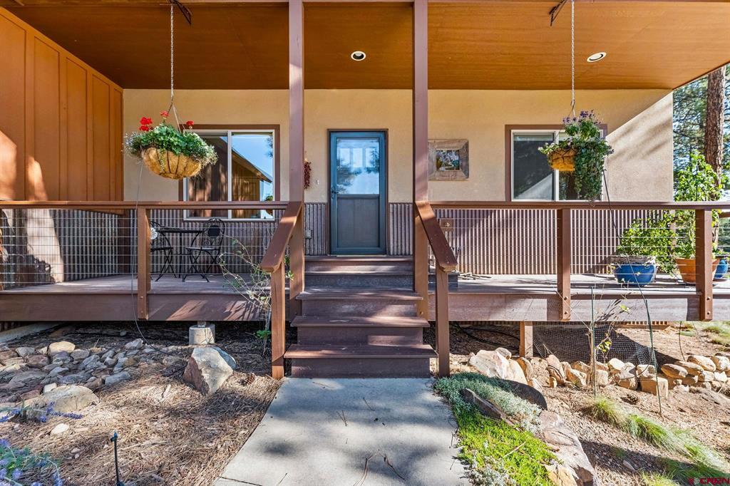24 Needle Creek Trail Property Photo 2