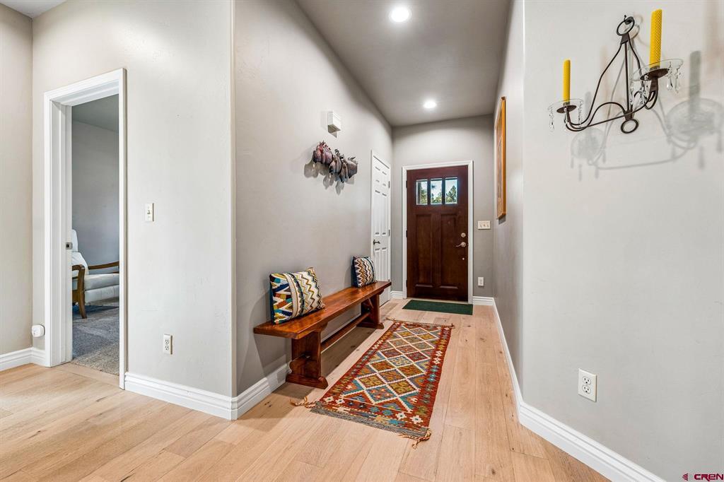 24 Needle Creek Trail Property Photo 4