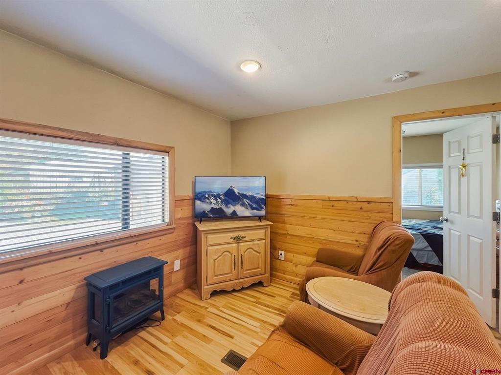 310 Knob Hill Circle Drive Property Photo 4