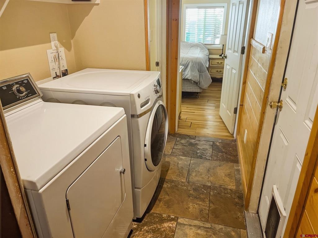 310 Knob Hill Circle Drive Property Photo 8