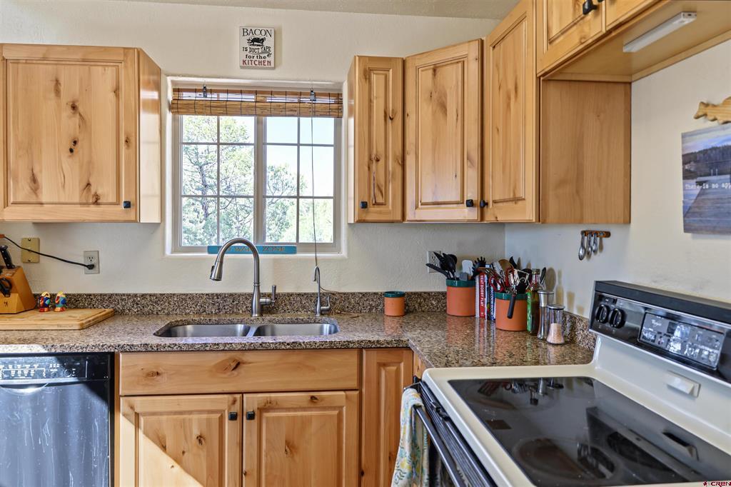 61 Easy Drive Property Photo 10