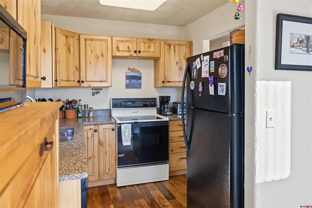 61 Easy Drive Property Photo 11