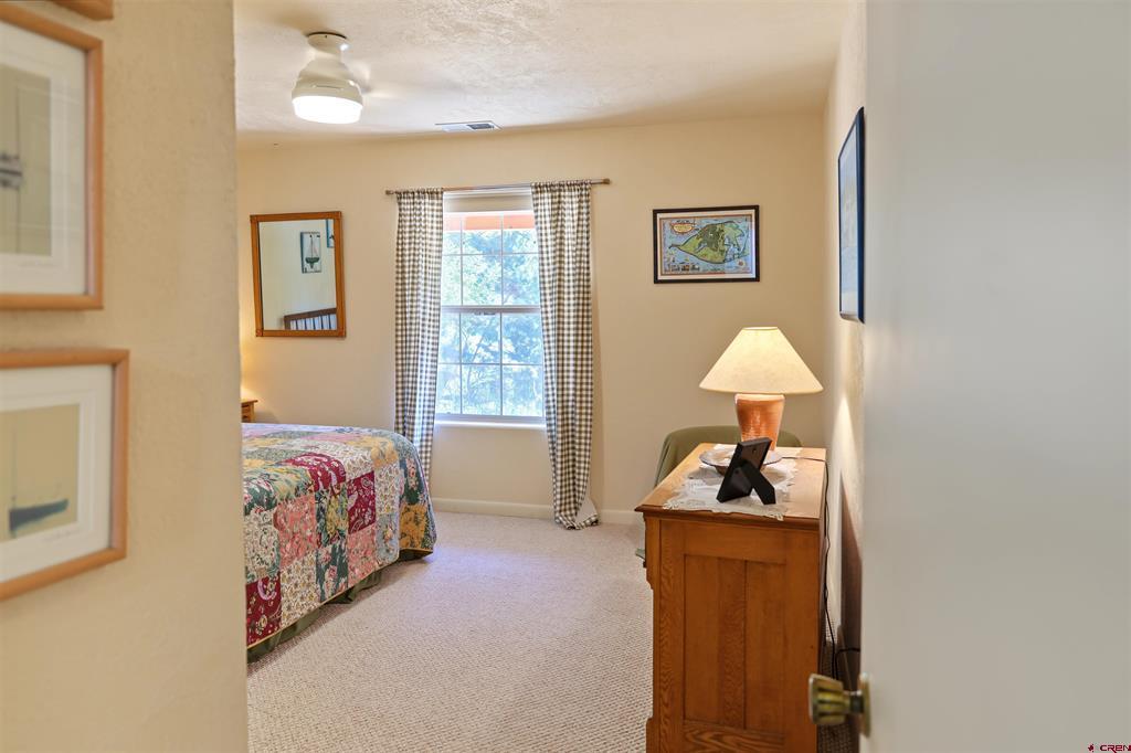 61 Easy Drive Property Photo 15
