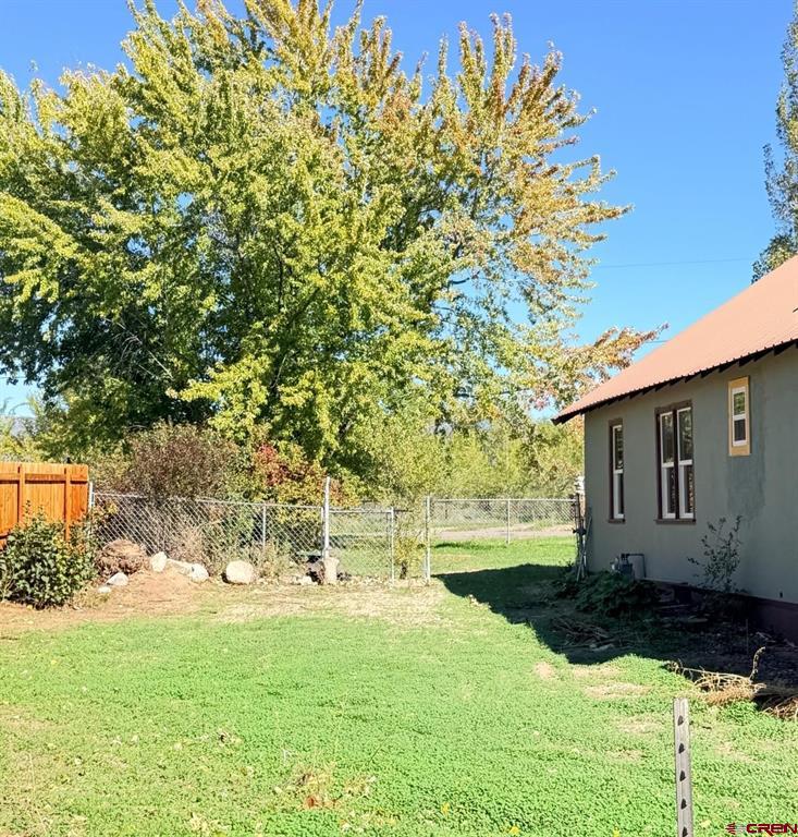 21196 Lanning Road Property Photo 4