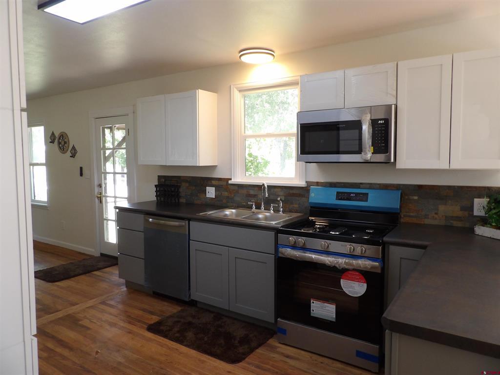 21196 Lanning Road Property Photo 9