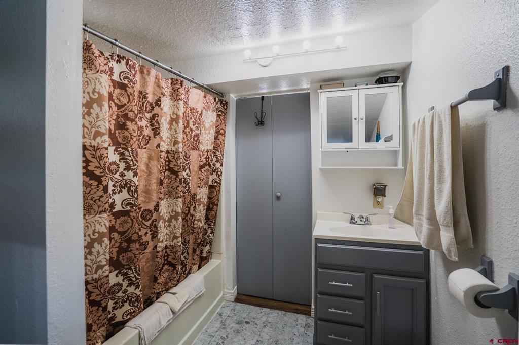 750 Grand Avenue Property Photo 18