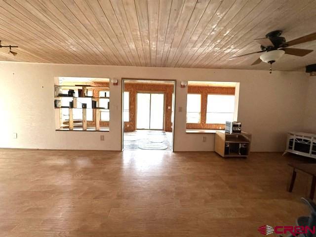 17977,17979 Road G Property Photo 5